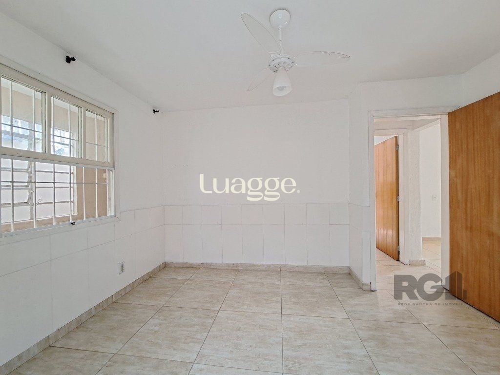 Casa à venda com 2 quartos, 58m² - Foto 9