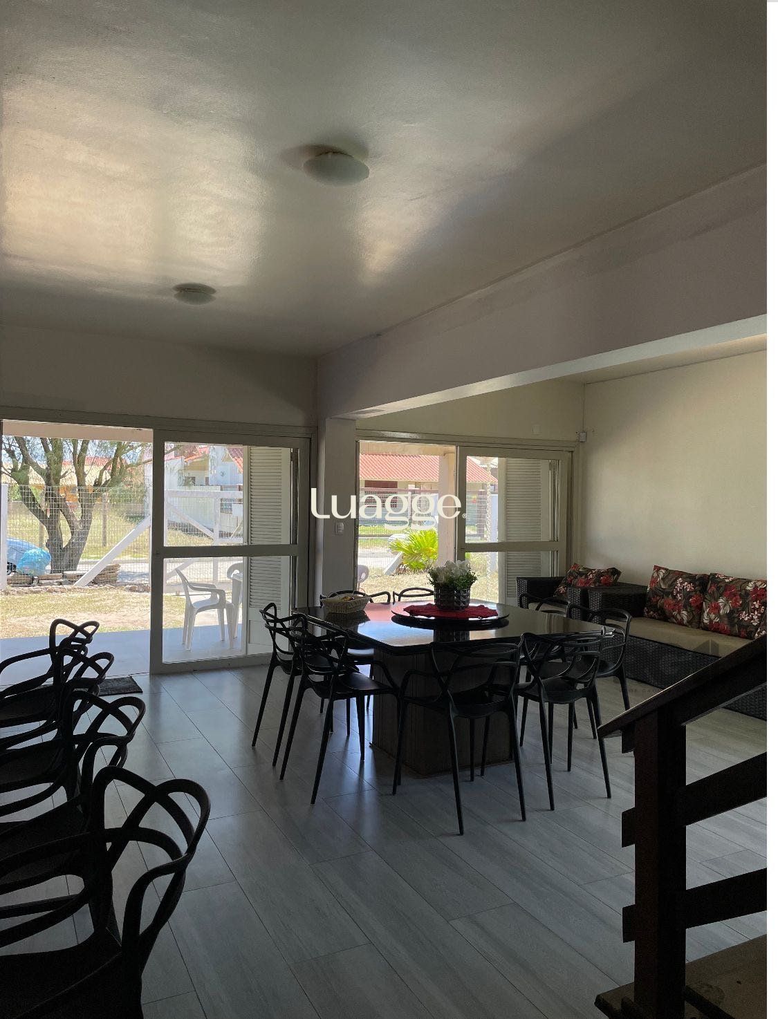 Casa à venda com 6 quartos, 334m² - Foto 9