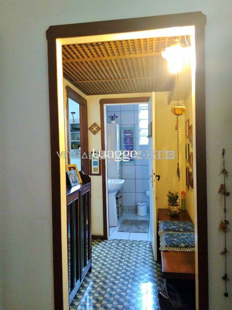 Casa à venda com 6 quartos, 212m² - Foto 22