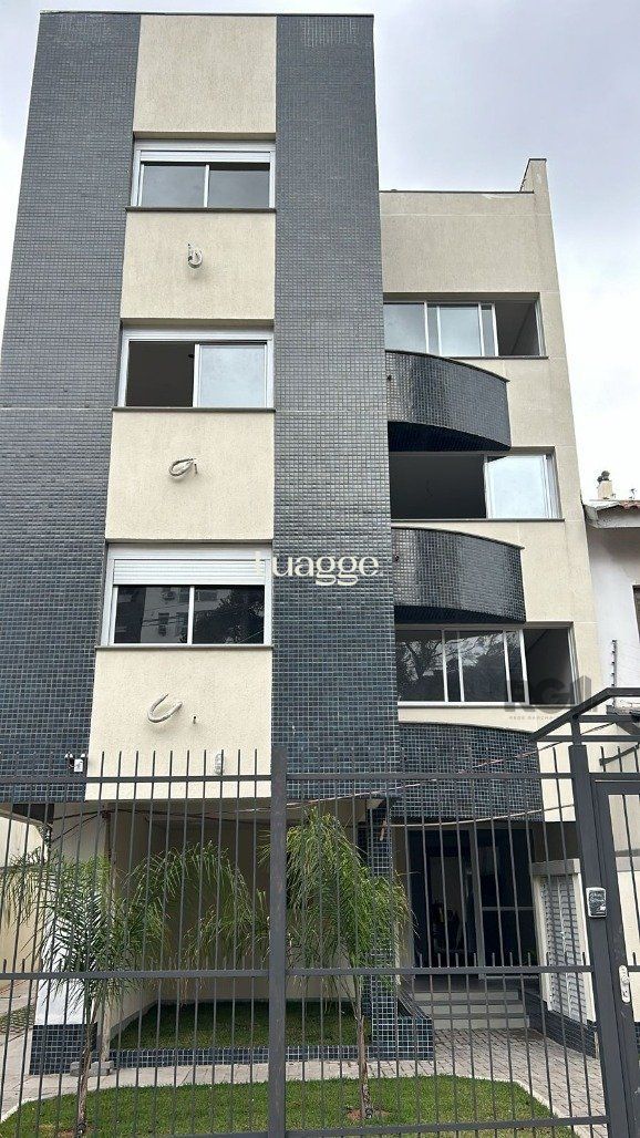 Apartamento à venda com 2 quartos, 69m² - Foto 1