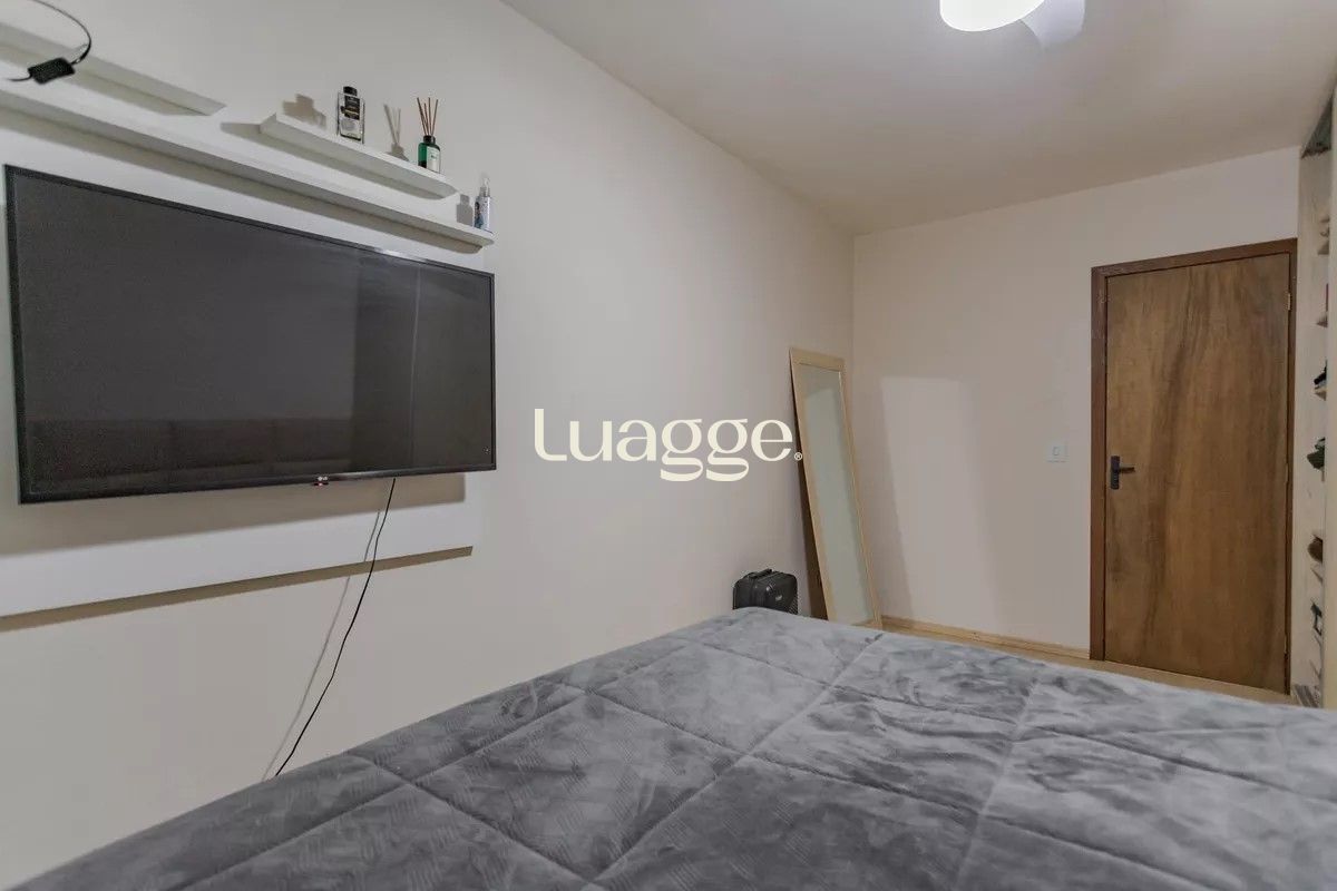 Apartamento à venda com 2 quartos, 60m² - Foto 7