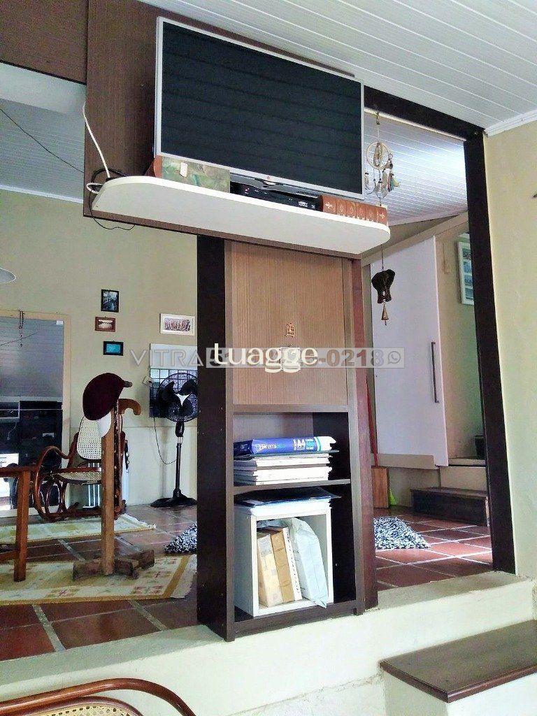 Casa à venda com 6 quartos, 212m² - Foto 31