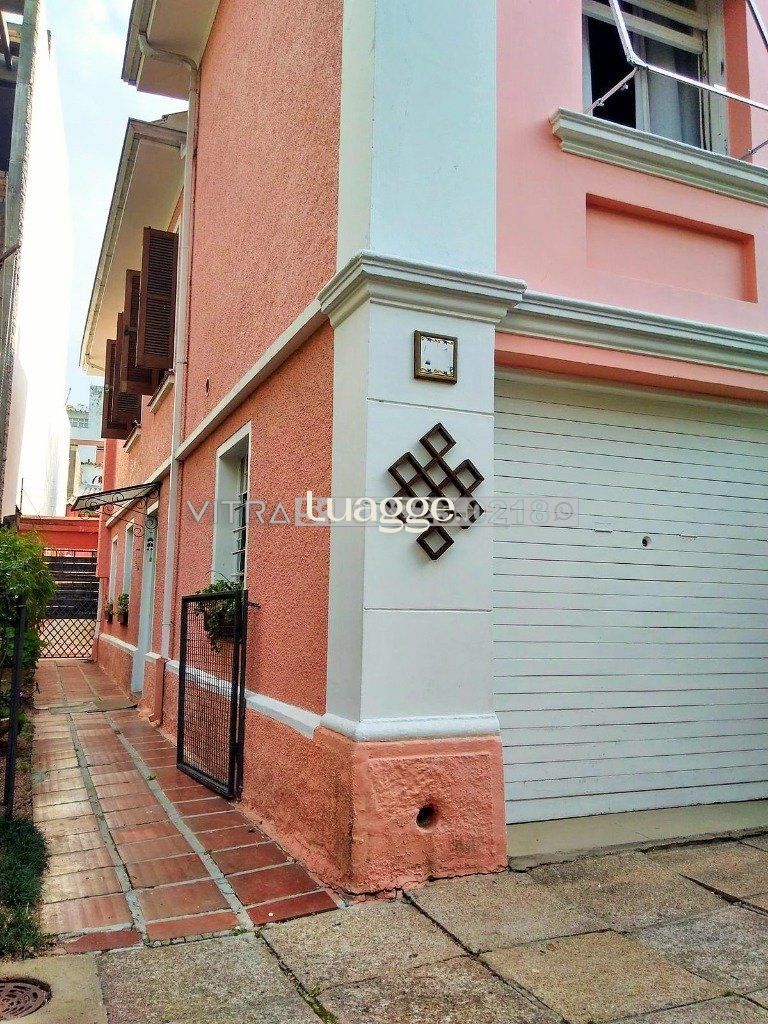Casa à venda com 6 quartos, 212m² - Foto 42