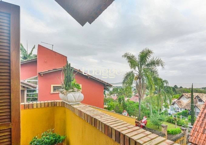 Casa à venda com 3 quartos, 211m² - Foto 28