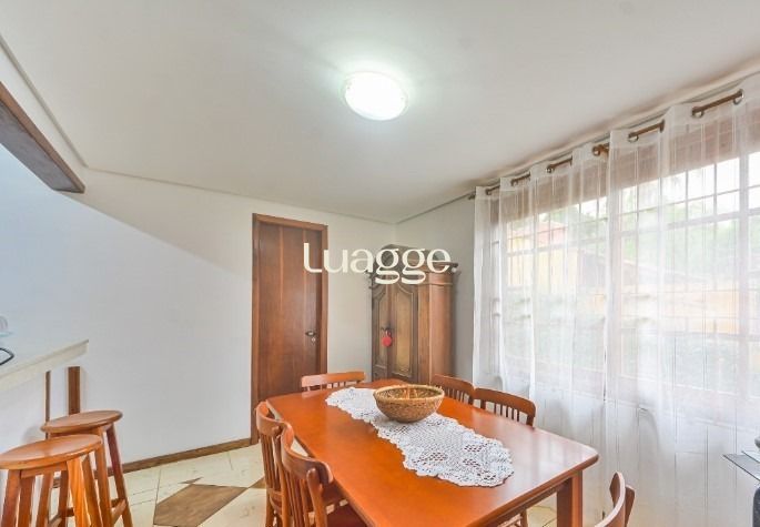 Casa à venda com 3 quartos, 211m² - Foto 19