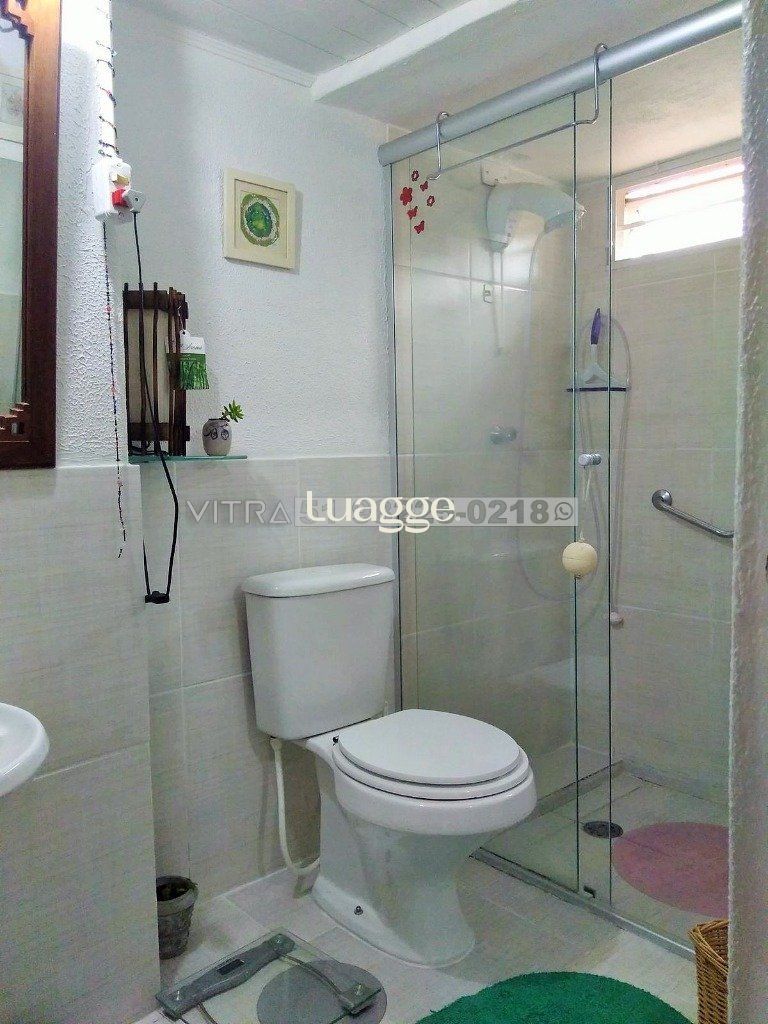 Casa à venda com 6 quartos, 212m² - Foto 40