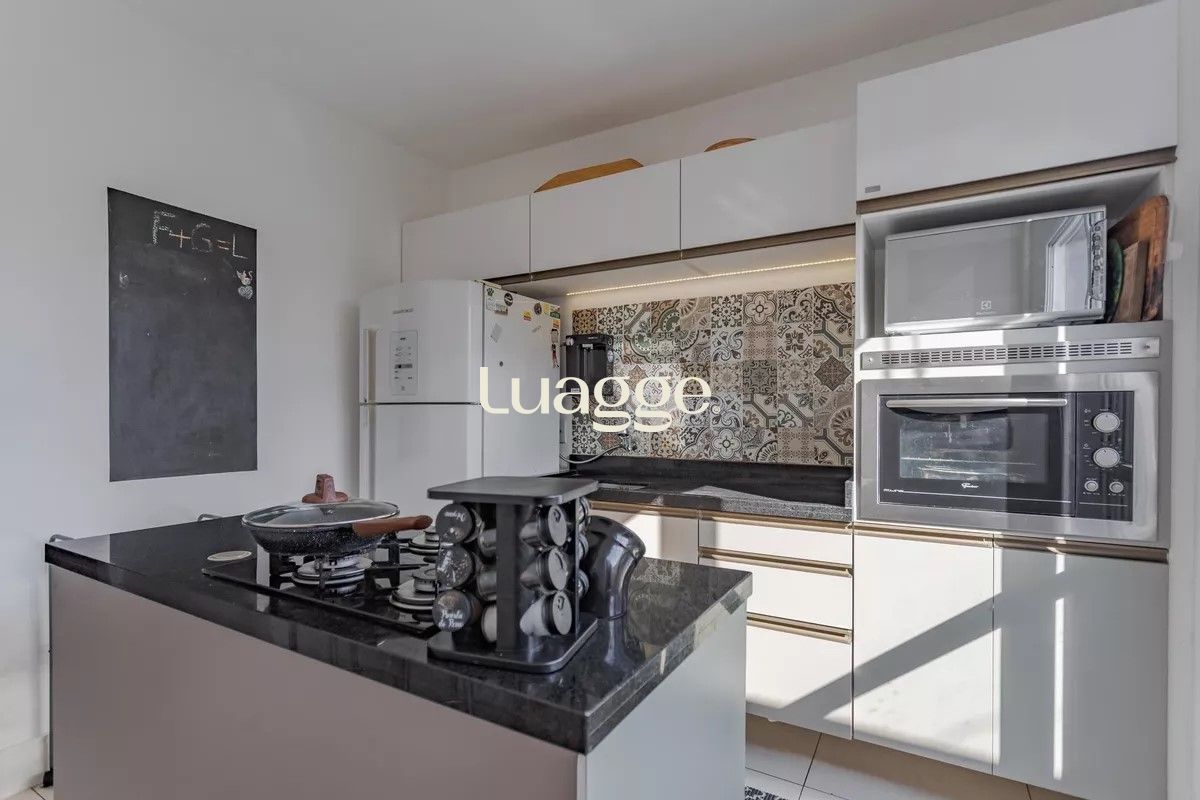 Apartamento à venda com 2 quartos, 60m² - Foto 13