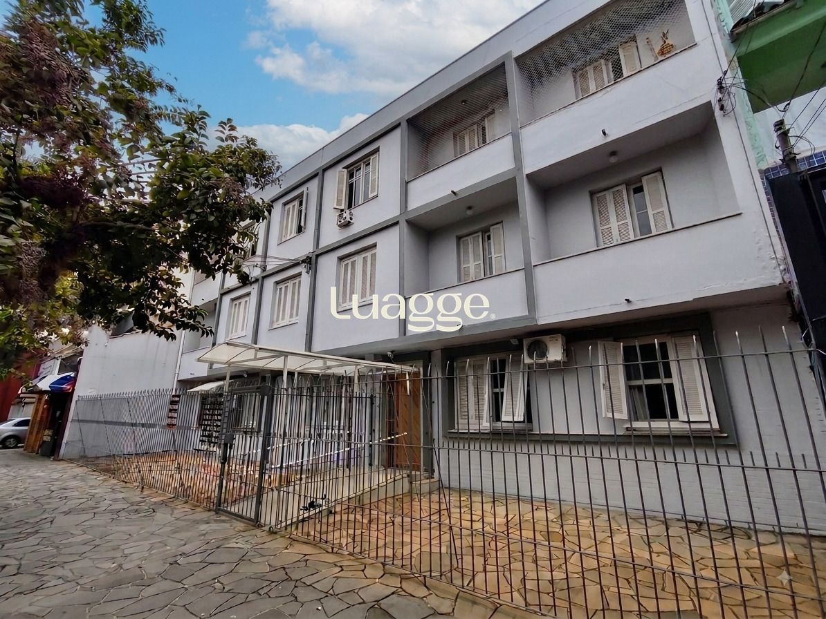 Apartamento de 2 quartos com sacada no Menino Deus
