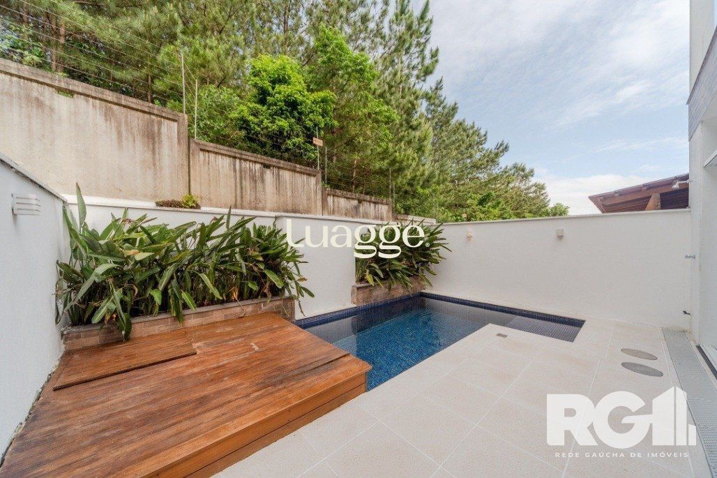 Casa de Condomínio à venda com 4 quartos, 237m² - Foto 6
