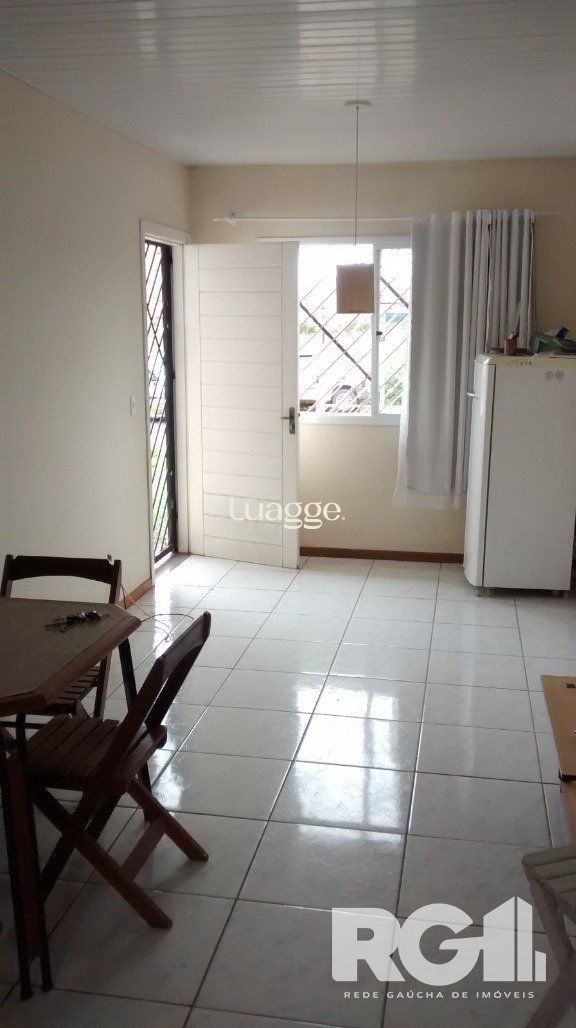 Casa à venda com 2 quartos, 46m² - Foto 6