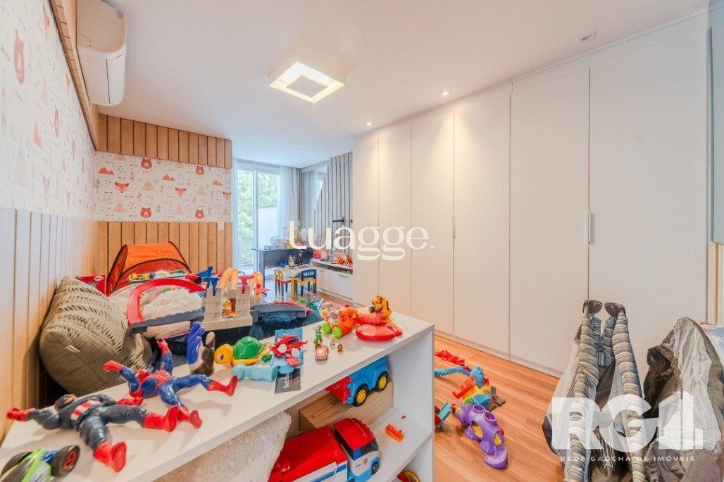 Casa de Condomínio à venda com 4 quartos, 237m² - Foto 17