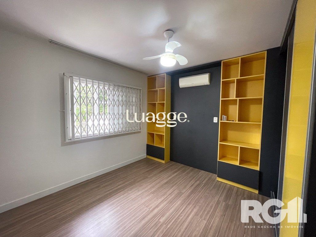 Casa à venda com 4 quartos, 261m² - Foto 9