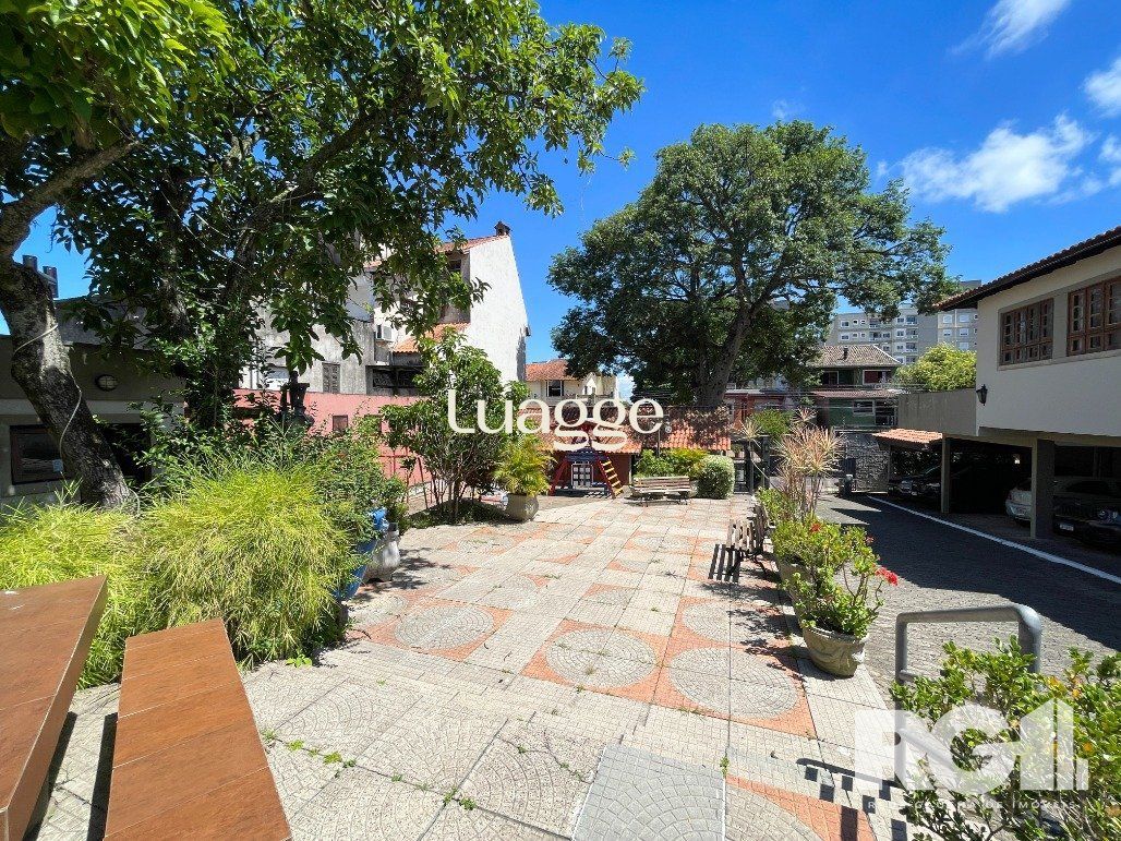 Casa de Condomínio à venda com 4 quartos, 322m² - Foto 36