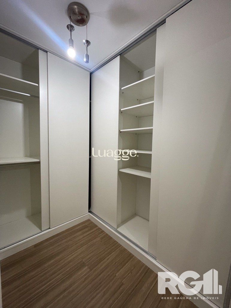Casa à venda com 4 quartos, 261m² - Foto 15