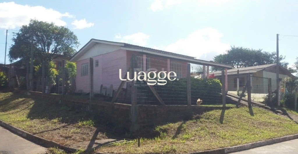 Casa à venda com 2 quartos, 72m² - Foto 1