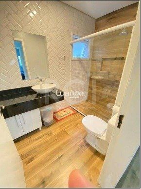 Casa à venda com 4 quartos, 303m² - Foto 25