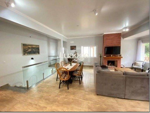 Casa à venda com 4 quartos, 303m² - Foto 7