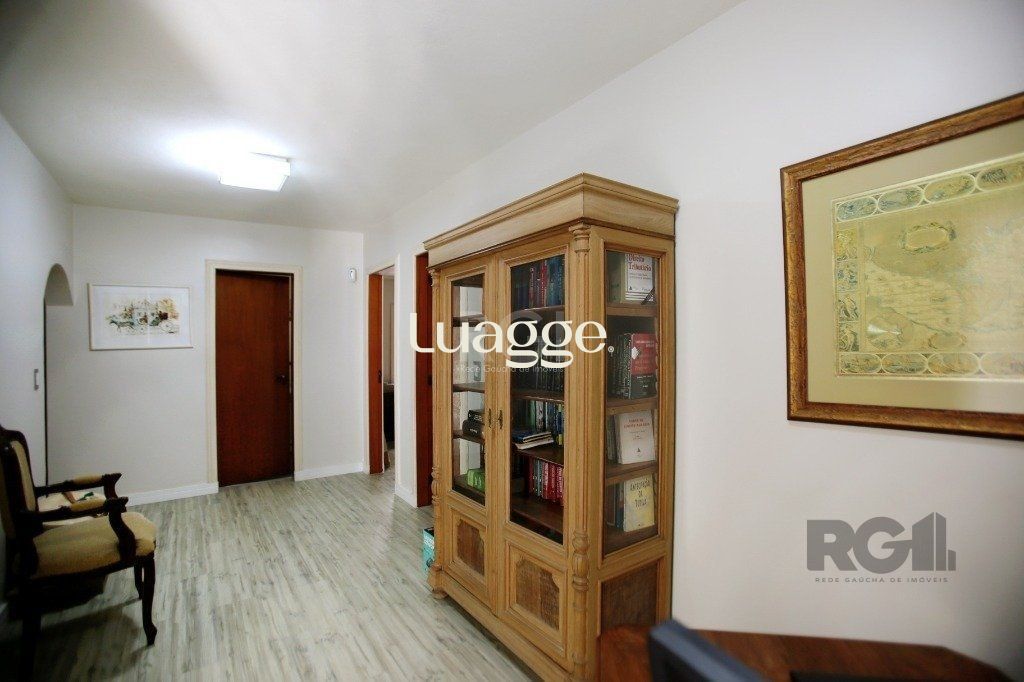 Casa à venda com 3 quartos, 241m² - Foto 26