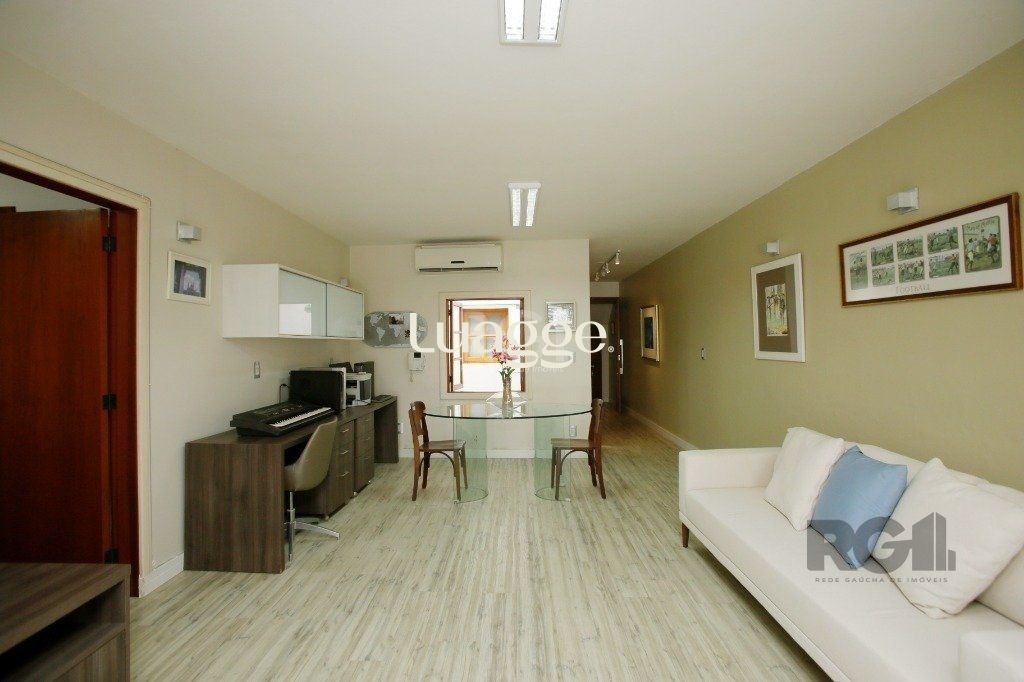 Casa à venda com 3 quartos, 241m² - Foto 15