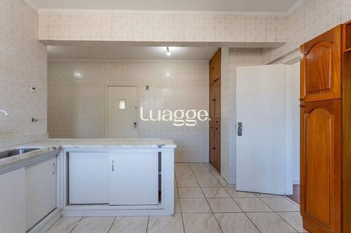 Apartamento à venda com 3 quartos, 158m² - Foto 9