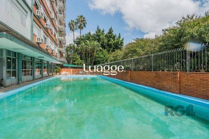 Apartamento à venda com 3 quartos, 145m² - Foto 1