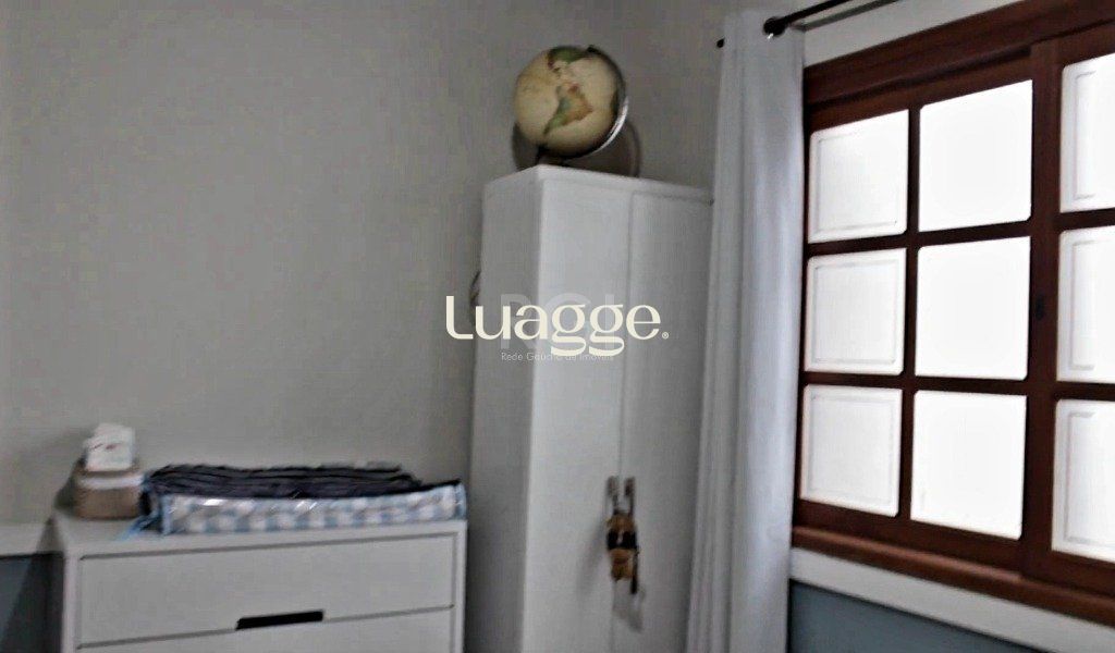 Casa à venda com 5 quartos, 301m² - Foto 11