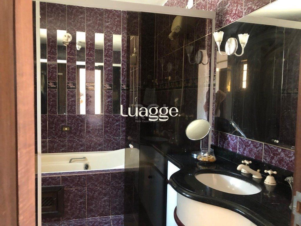 Casa à venda com 3 quartos, 328m² - Foto 14