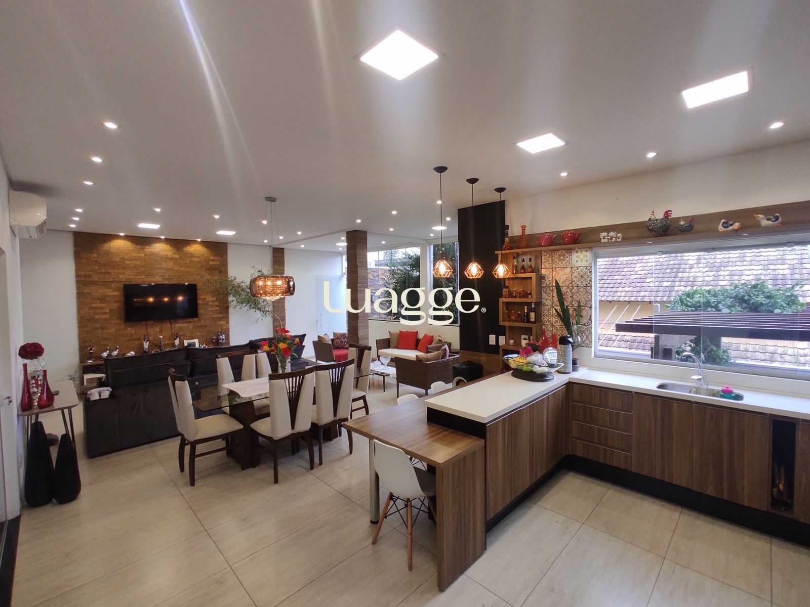Casa à venda com 3 quartos, 226m² - Foto 10
