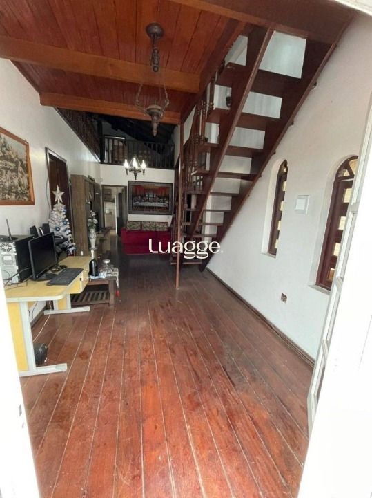 Sobrado à venda com 4 quartos, 682m² - Foto 4