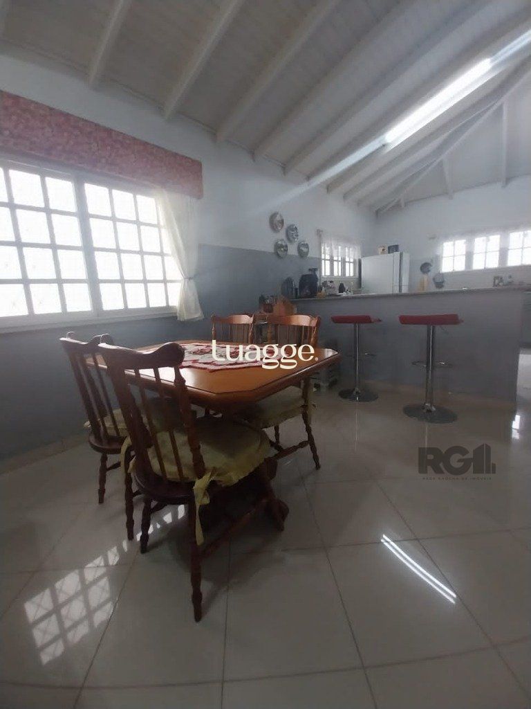 Casa à venda com 2 quartos, 207m² - Foto 18