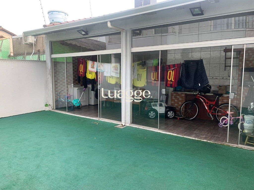 Sobrado à venda com 4 quartos, 242m² - Foto 13