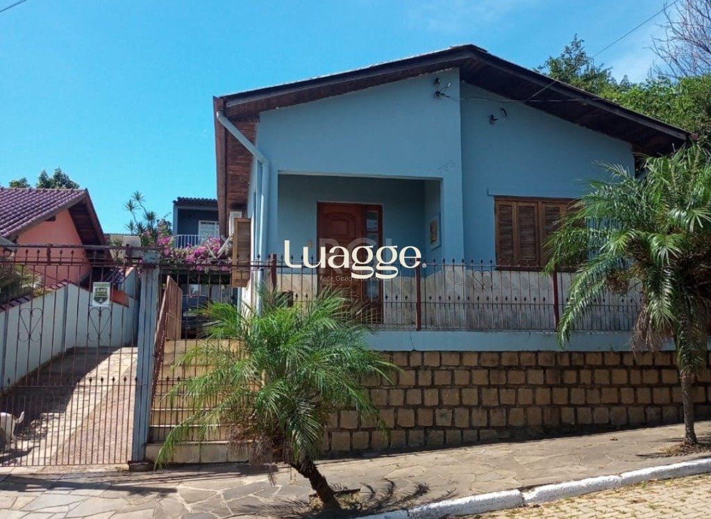 Casa à venda com 5 quartos, 301m² - Foto 3