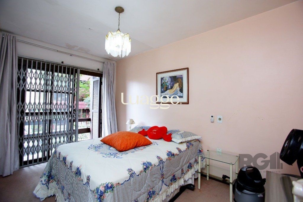 Casa à venda com 3 quartos, 232m² - Foto 13
