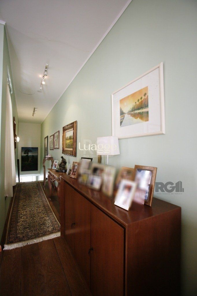 Casa à venda com 3 quartos, 241m² - Foto 42