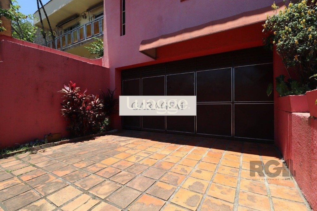 Casa à venda com 3 quartos, 185m² - Foto 2