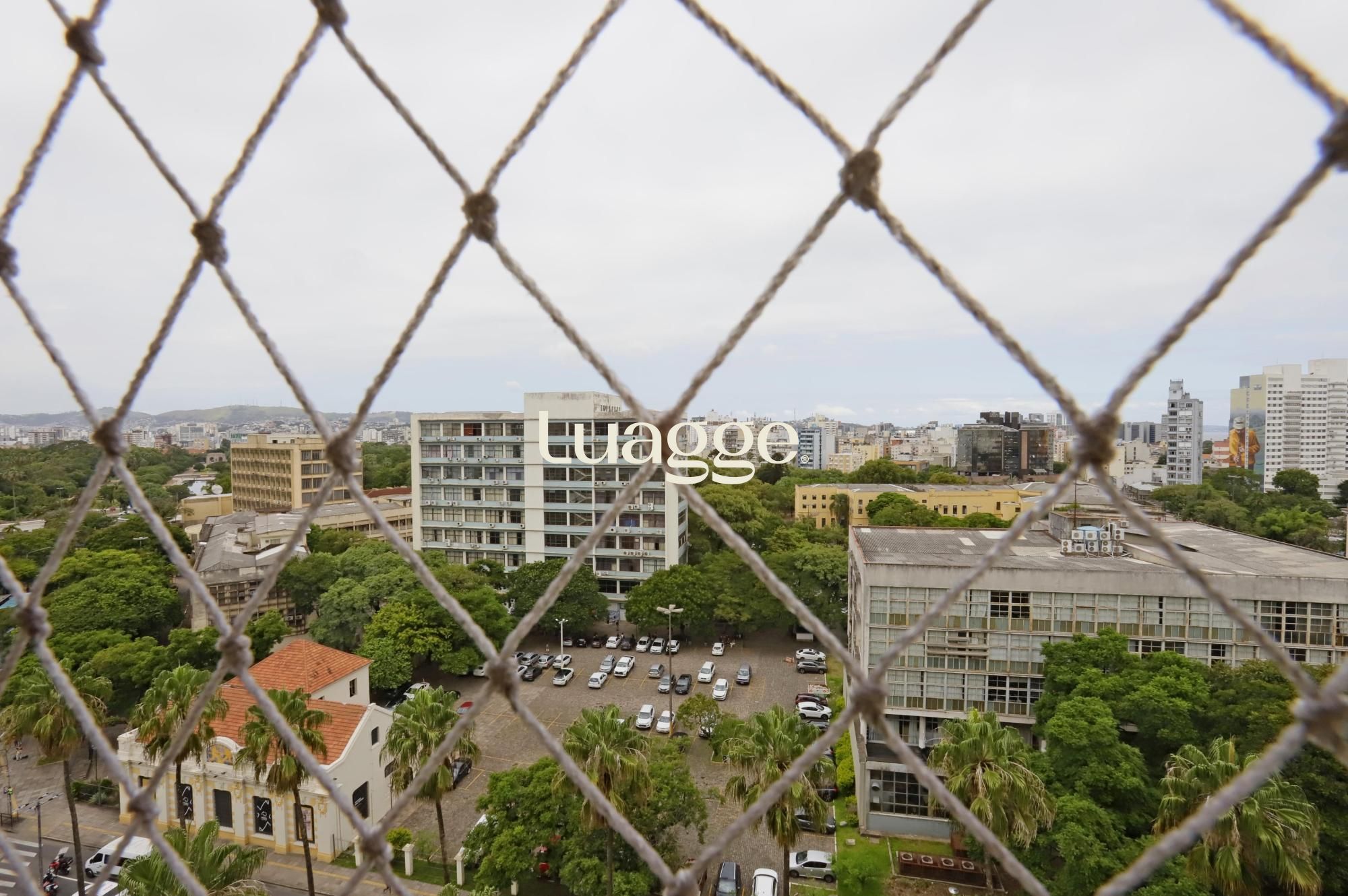 Apartamento à venda com 3 quartos, 87m² - Foto 30