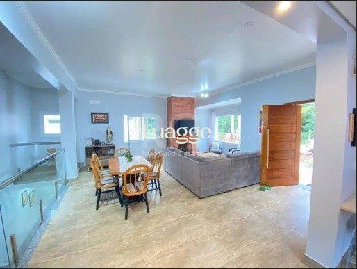 Casa à venda com 4 quartos, 303m² - Foto 4
