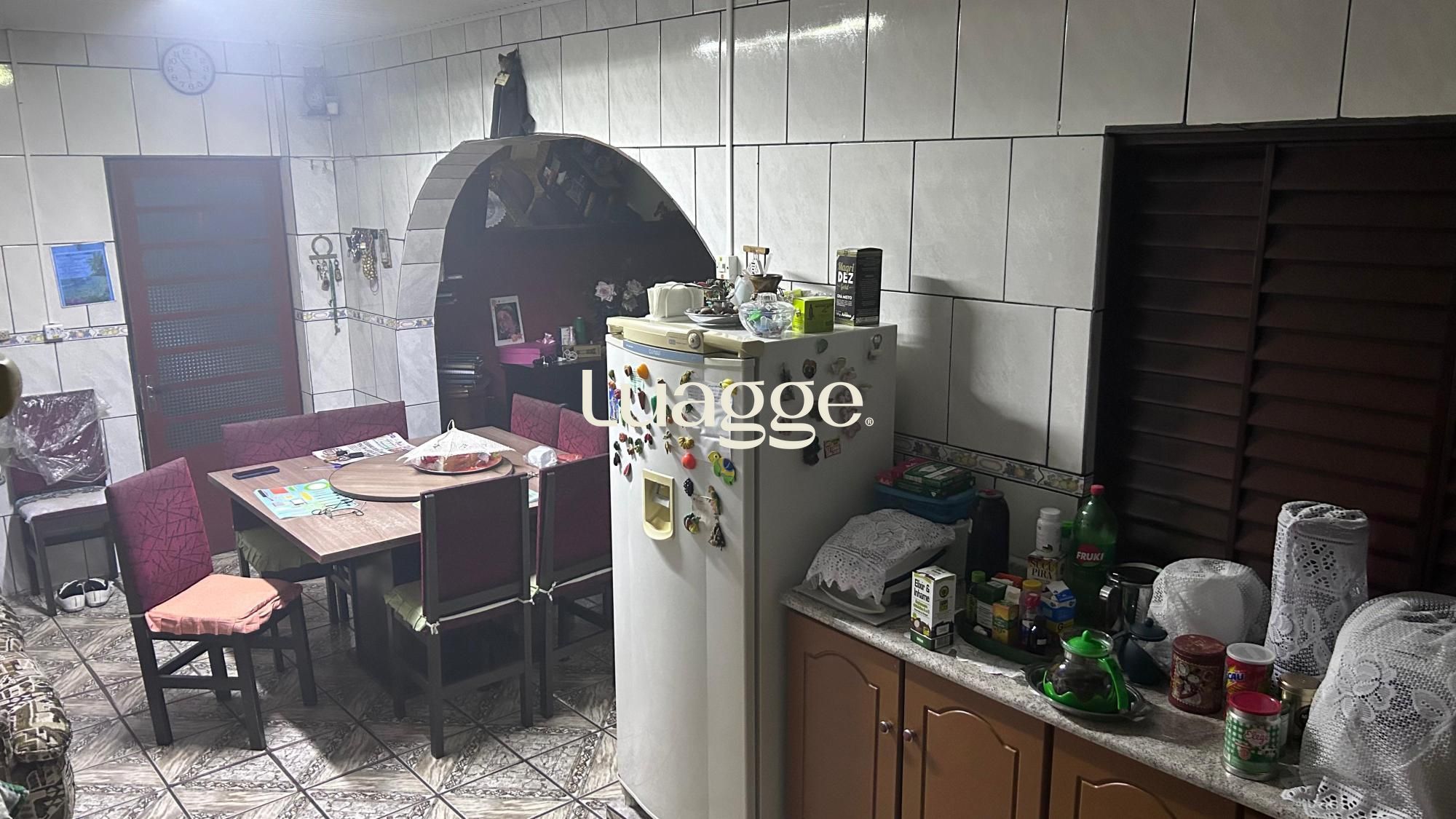 Casa à venda com 2 quartos, 250m² - Foto 6