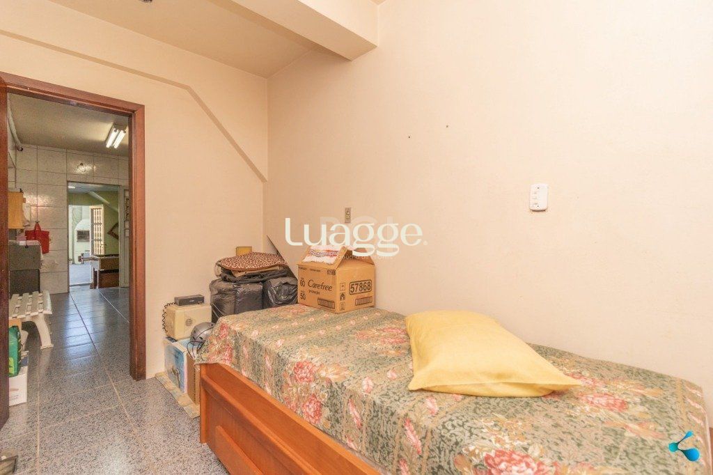 Casa à venda com 3 quartos, 274m² - Foto 40