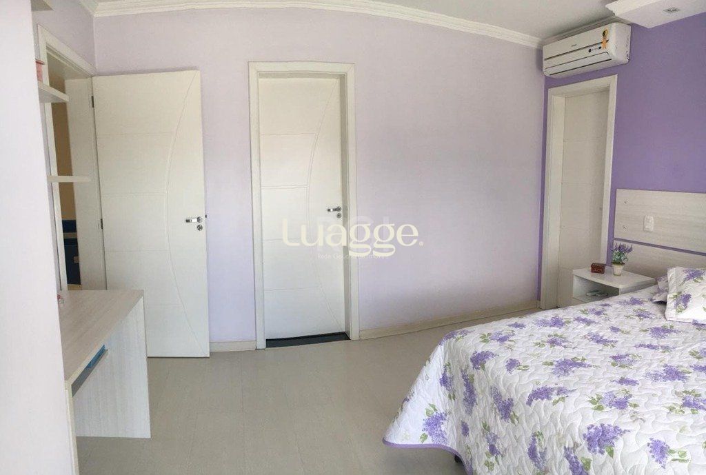 Casa à venda com 5 quartos, 243m² - Foto 20