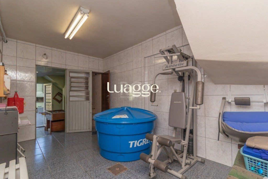 Casa à venda com 3 quartos, 274m² - Foto 35
