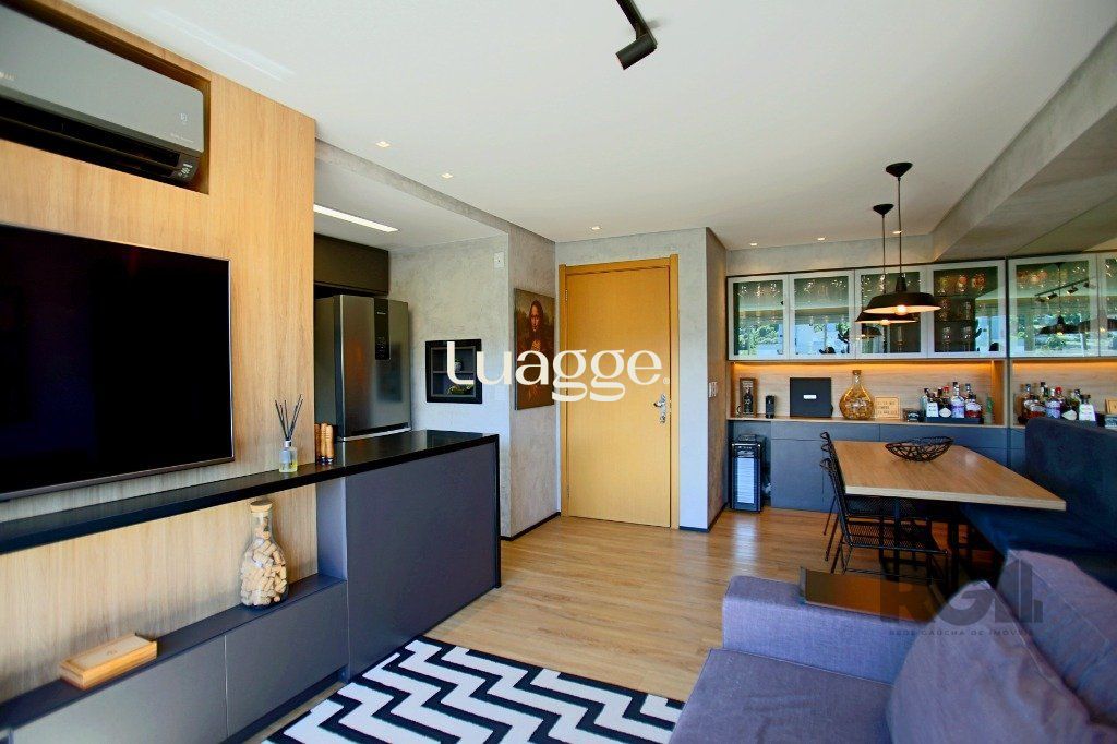 Apartamento à venda com 2 quartos, 75m² - Foto 4