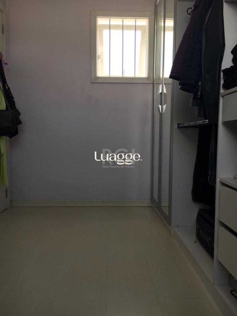 Casa à venda com 5 quartos, 243m² - Foto 25