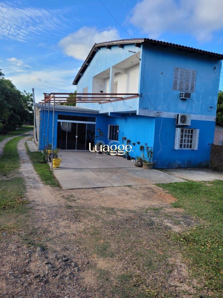 Casa à venda com 2 quartos, 158m² - Foto 3