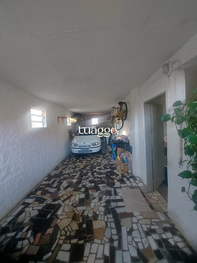 Sobrado à venda com 6 quartos, 600m² - Foto 15