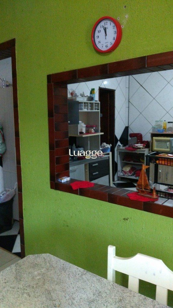 Casa à venda com 2 quartos, 43m² - Foto 4