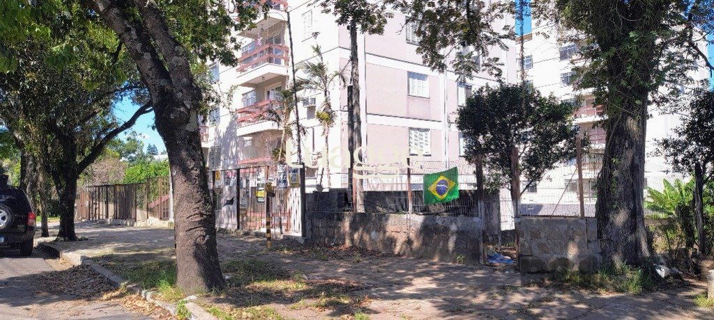 Terreno à venda, 221m² - Foto 1