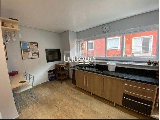 Casa à venda com 4 quartos, 303m² - Foto 6
