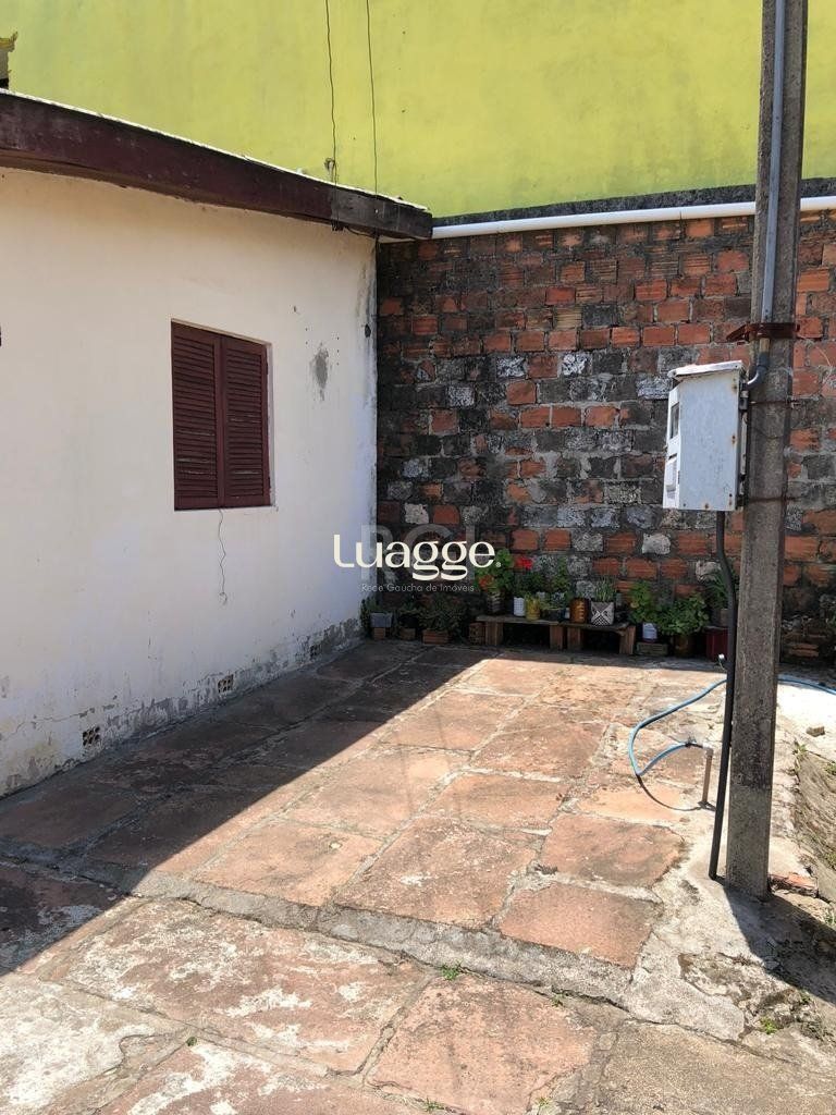 Casa à venda com 2 quartos, 211m² - Foto 3