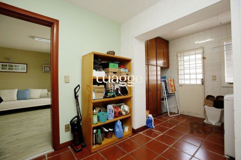 Casa à venda com 3 quartos, 241m² - Foto 13